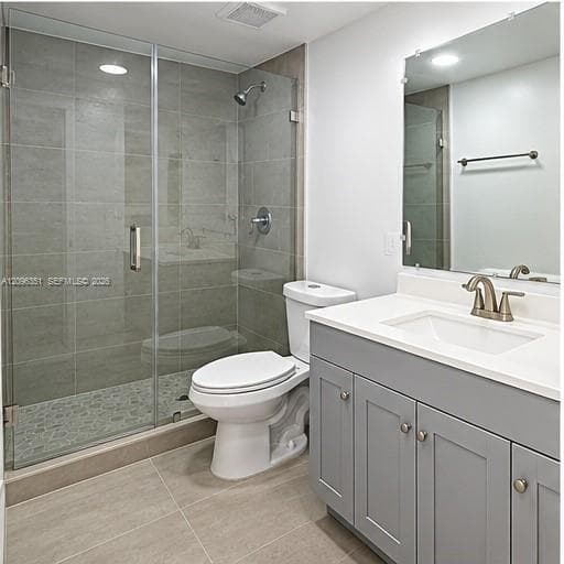 VISTA ALEGRE TOWNHOMES CO · #102 in Hialeah - Photo 14