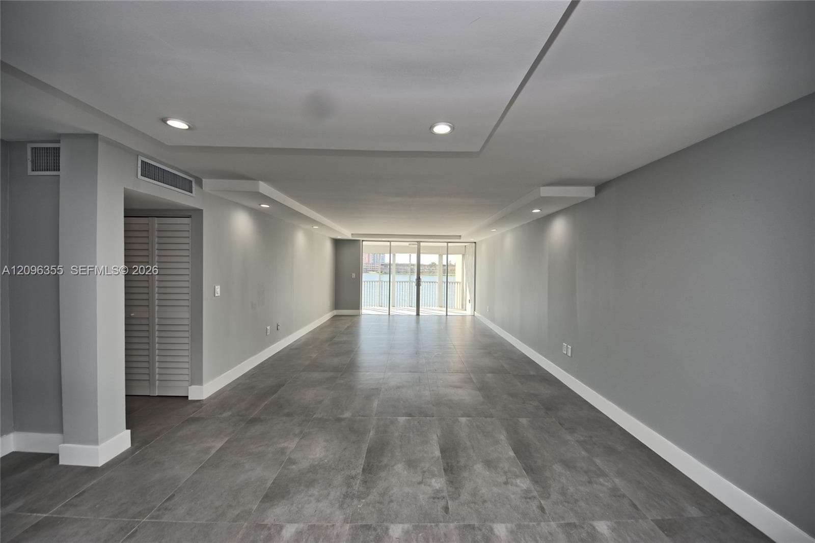 Jade Winds · #309-1 in Miami - Photo 2