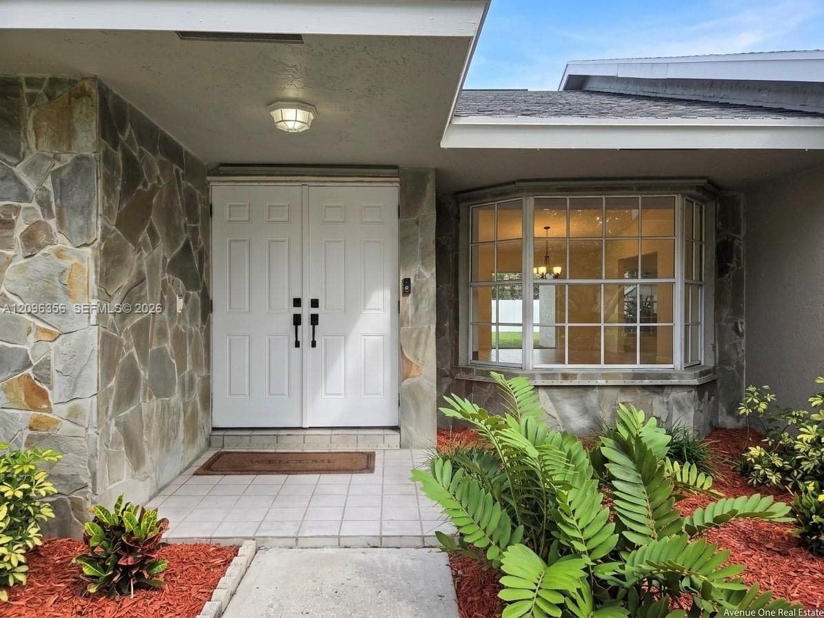 14863 SW 152nd Pl photo 3