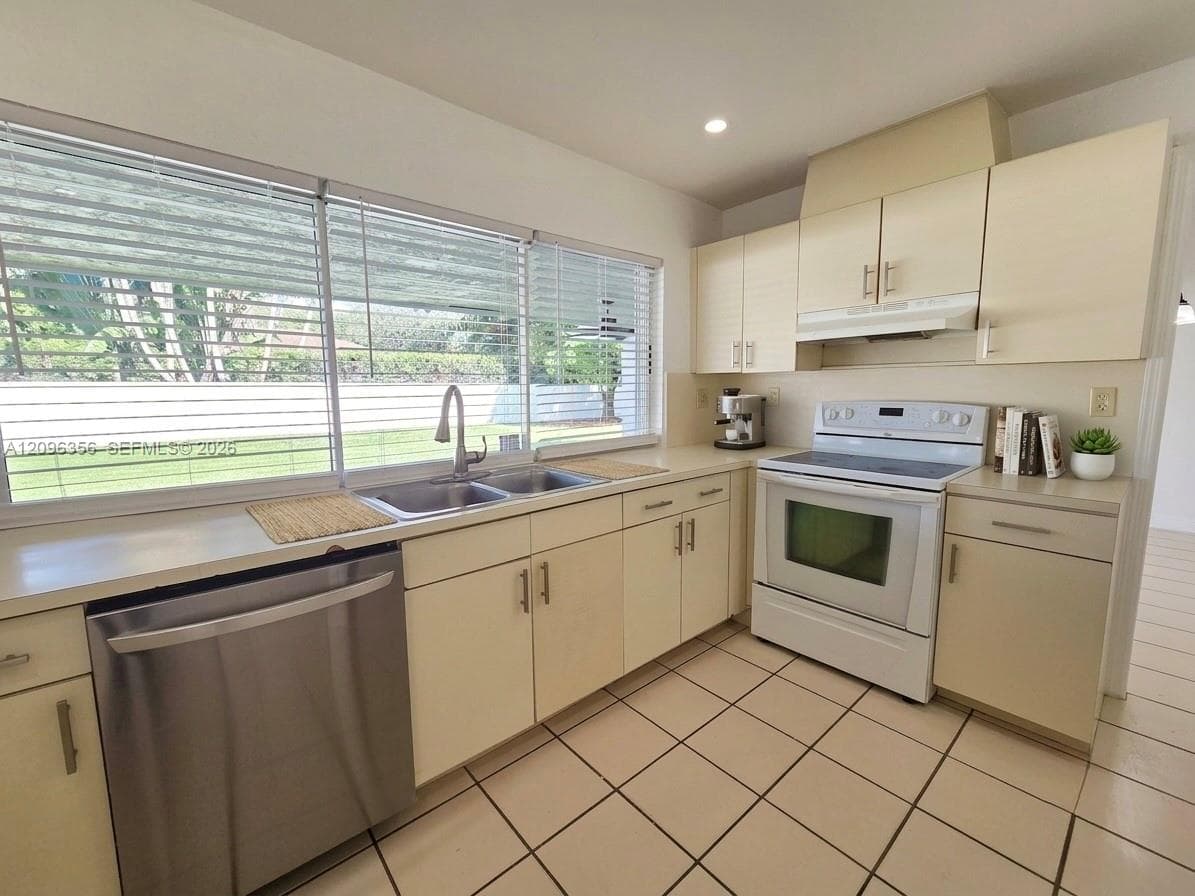 14863 SW 152nd Pl photo 10