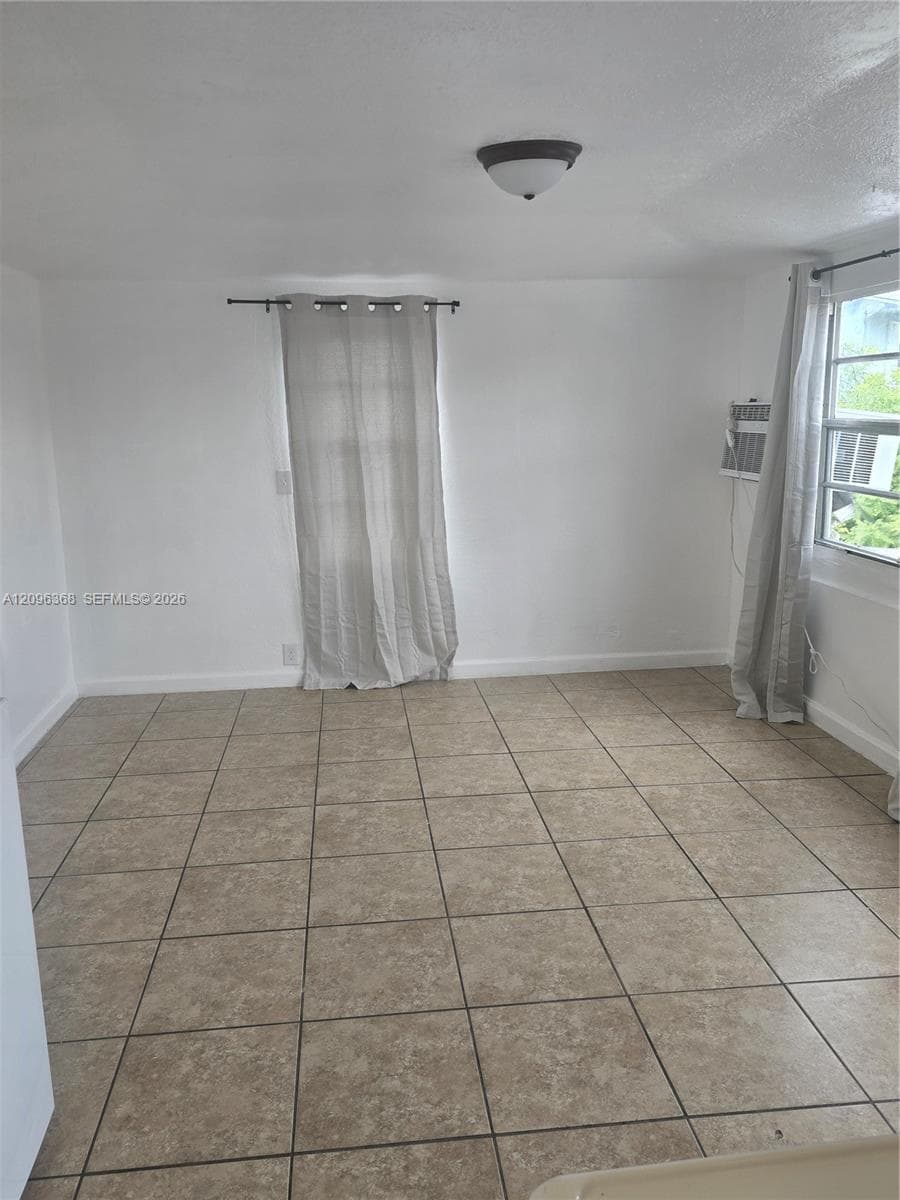 HIALEAH 7TH ADDN · #6 in Hialeah - Photo 3