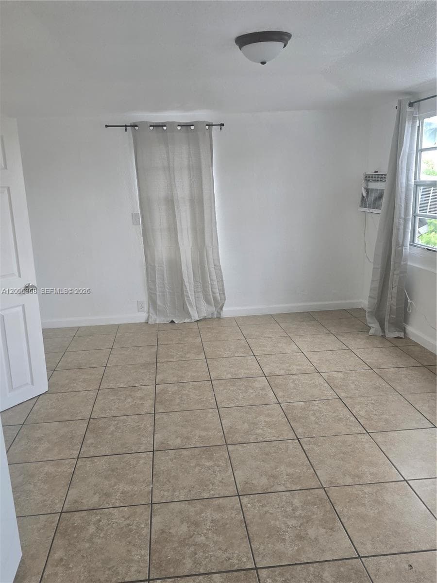 HIALEAH 7TH ADDN · #6 in Hialeah - Photo 5
