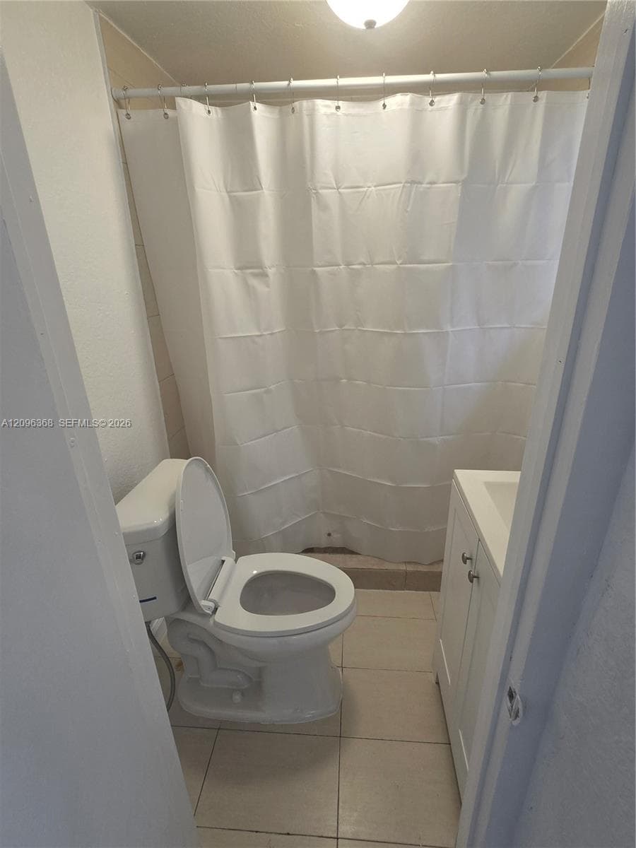 HIALEAH 7TH ADDN · #6 in Hialeah - Photo 10