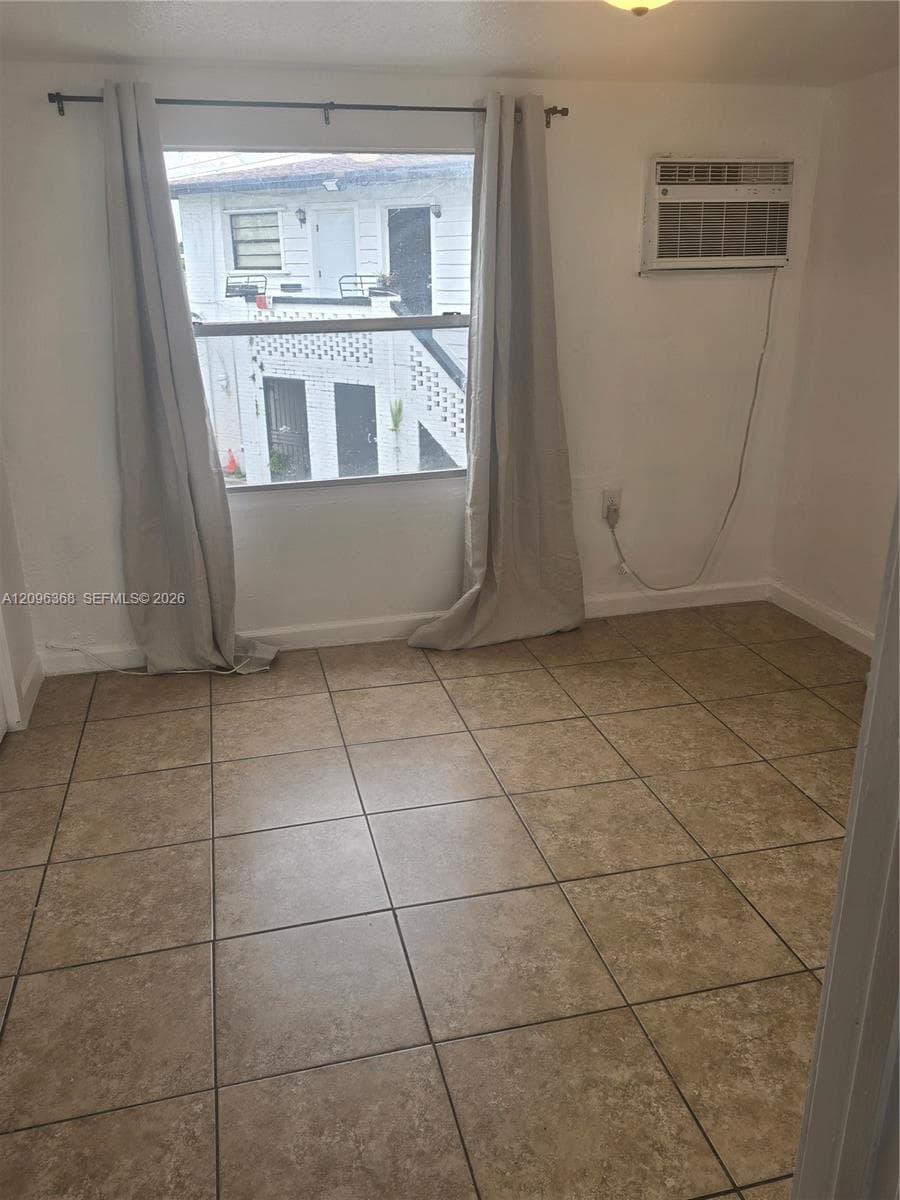 HIALEAH 7TH ADDN · #6 in Hialeah - Photo 11