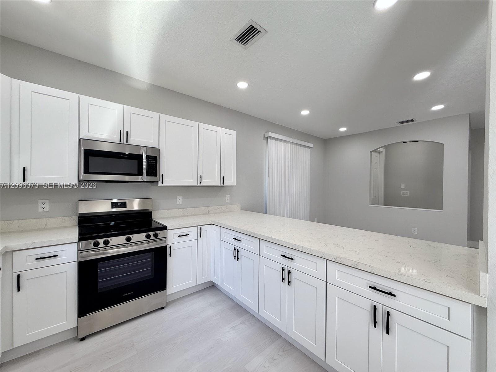 10392 NW 31st Ter photo 14