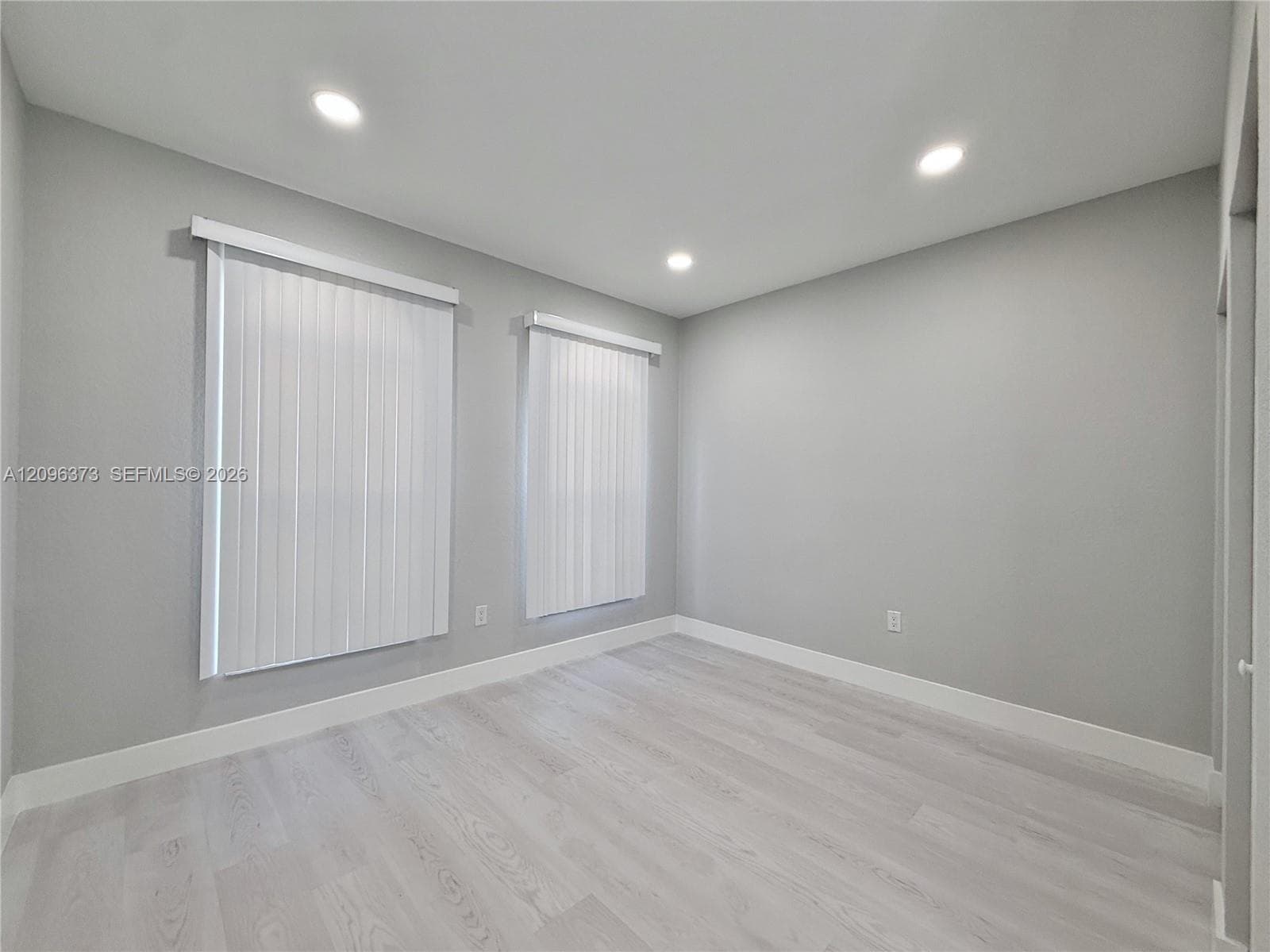 10392 NW 31st Ter photo 19