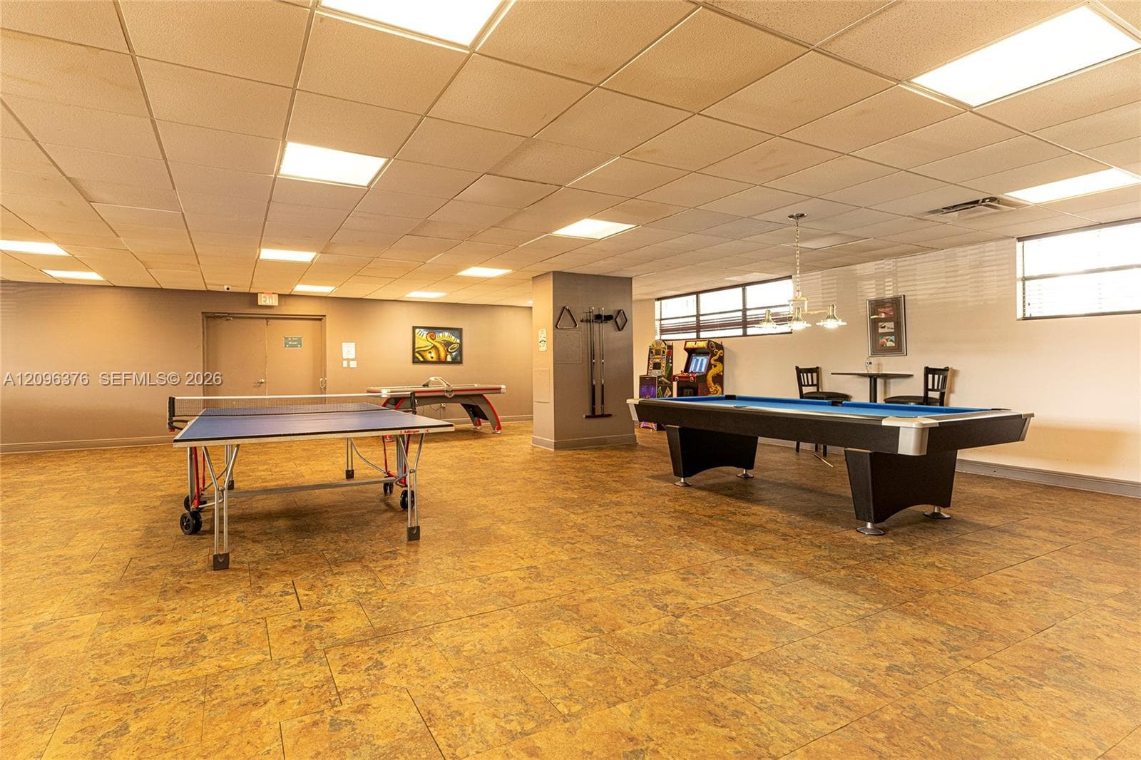 TOWERS OF OCEANVIEW EAST · #1117 in Hallandale Beach - Photo 18