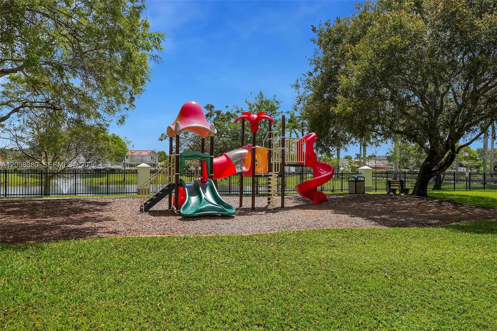 COMMUNITY PLAYGROUND