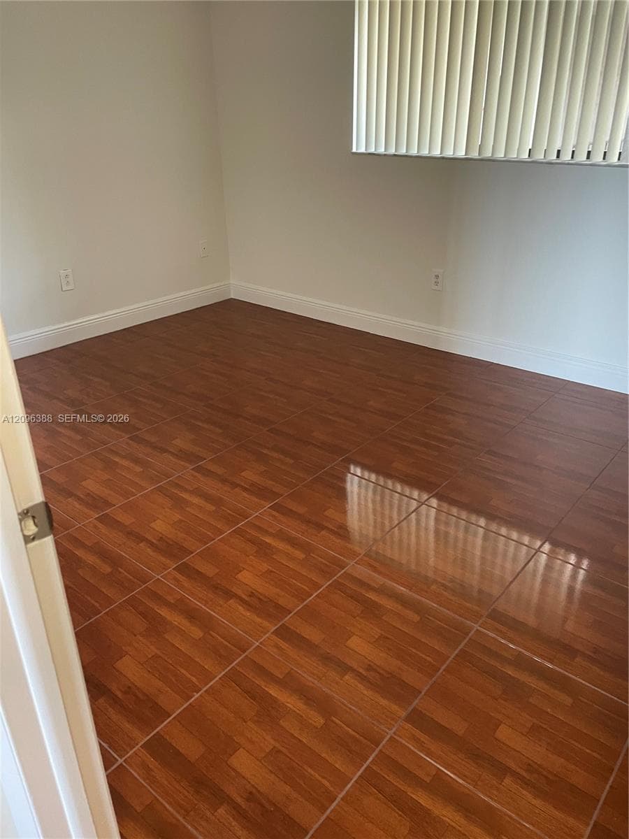 HORIZONS WEST CONDO #4 · #417 in Miami - Photo 2