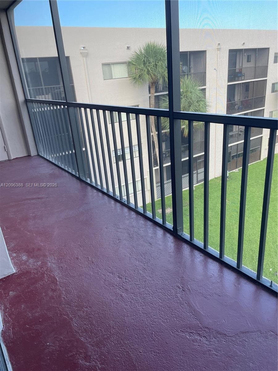 HORIZONS WEST CONDO #4 · #417 in Miami - Photo 15