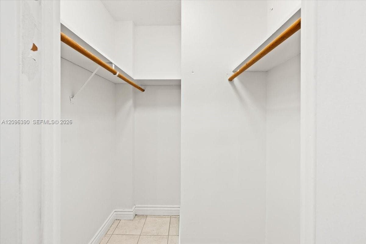 COMMODORE PLAZA CONDO · #1207 in Aventura - Photo 11