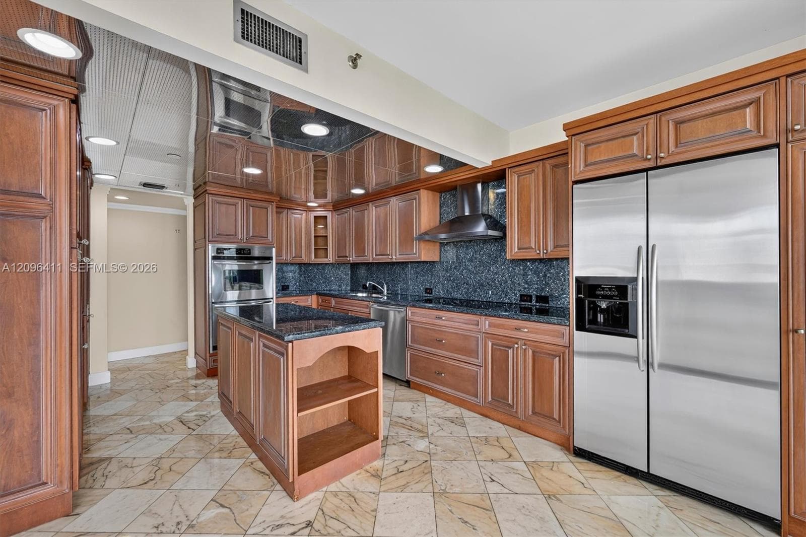 2000 Williams Island · #1103 in Aventura - Photo 14