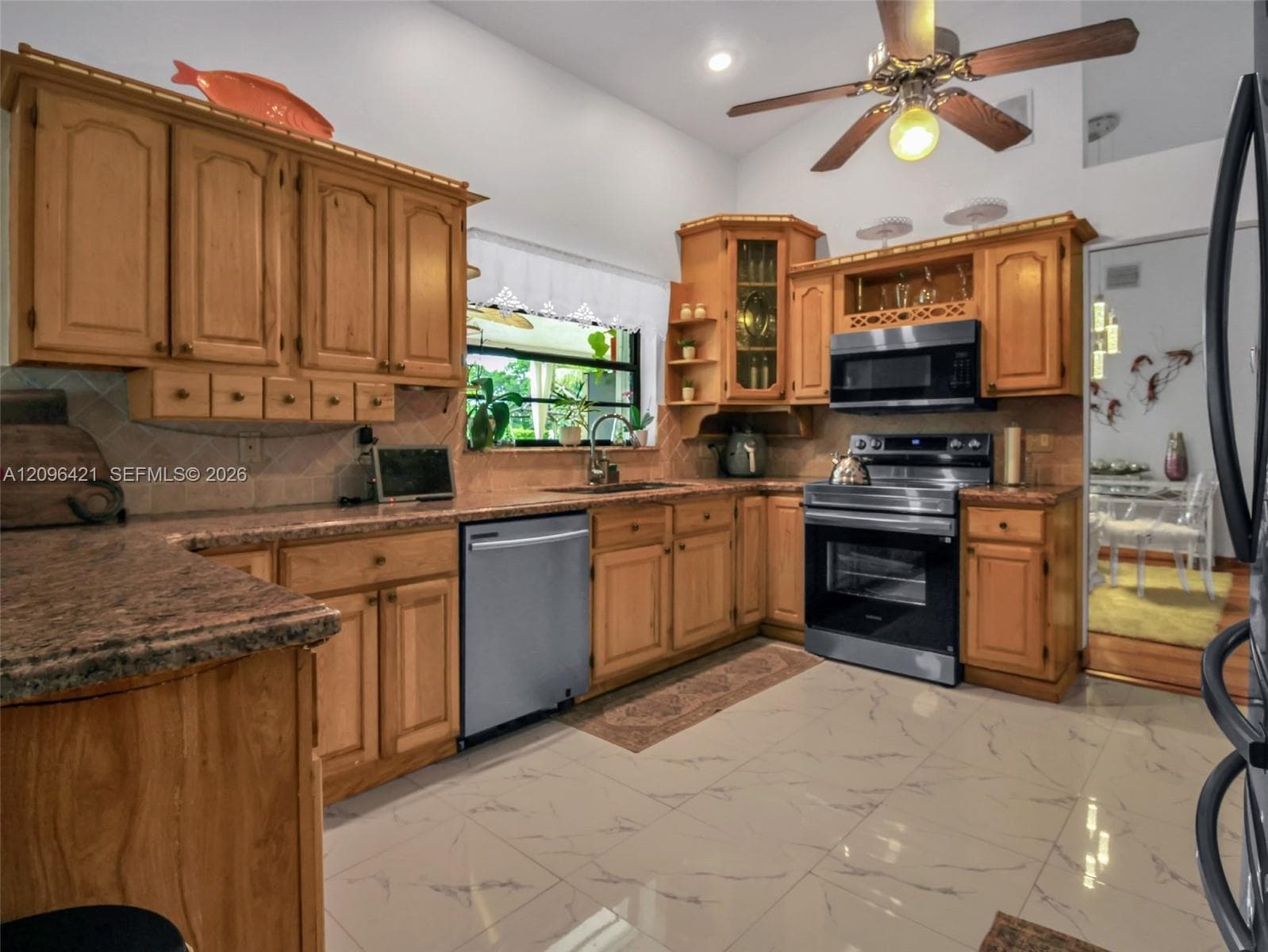 16330 SW 282nd St photo 12