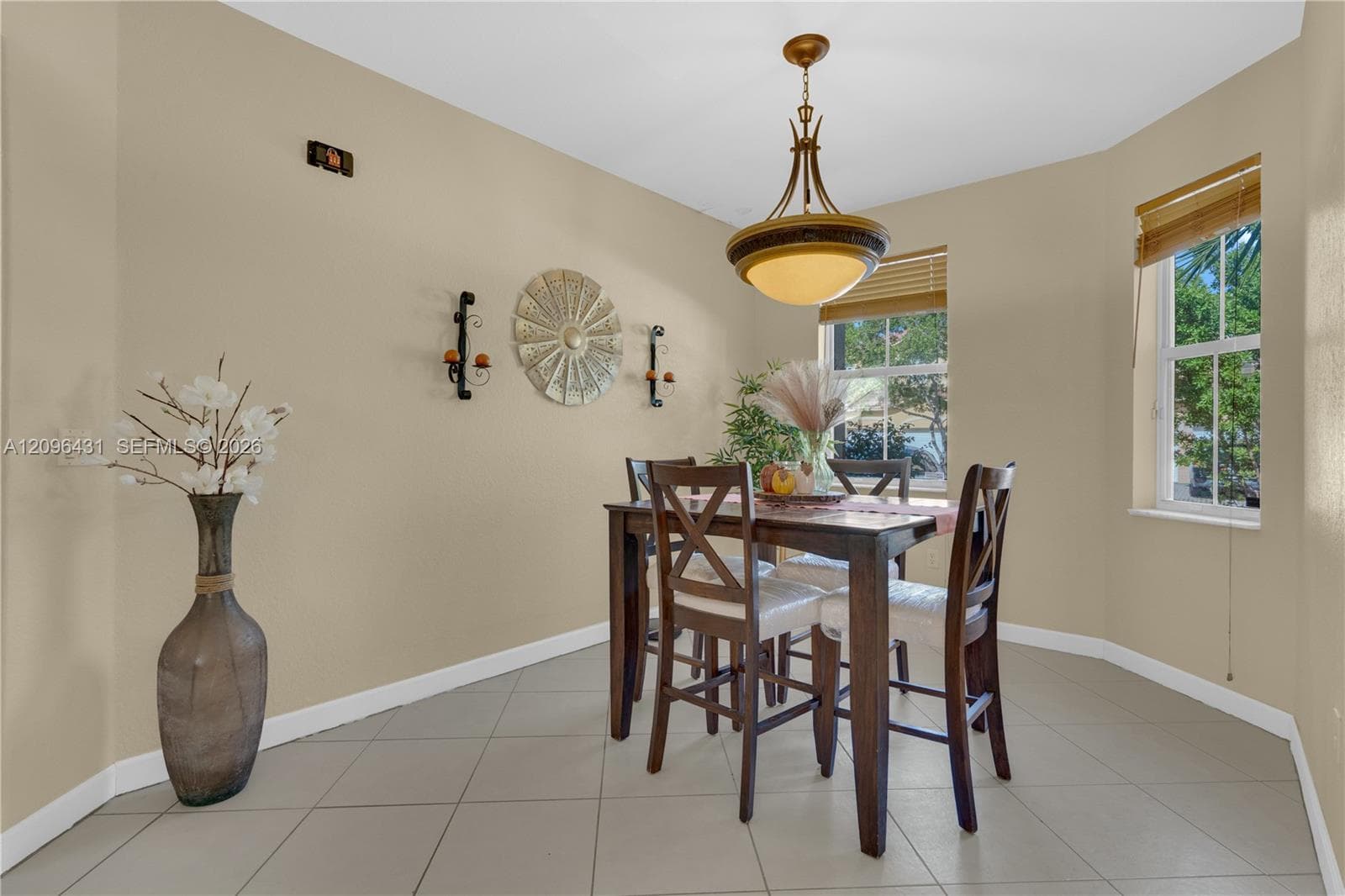 11402 SW 137th Pl photo 12