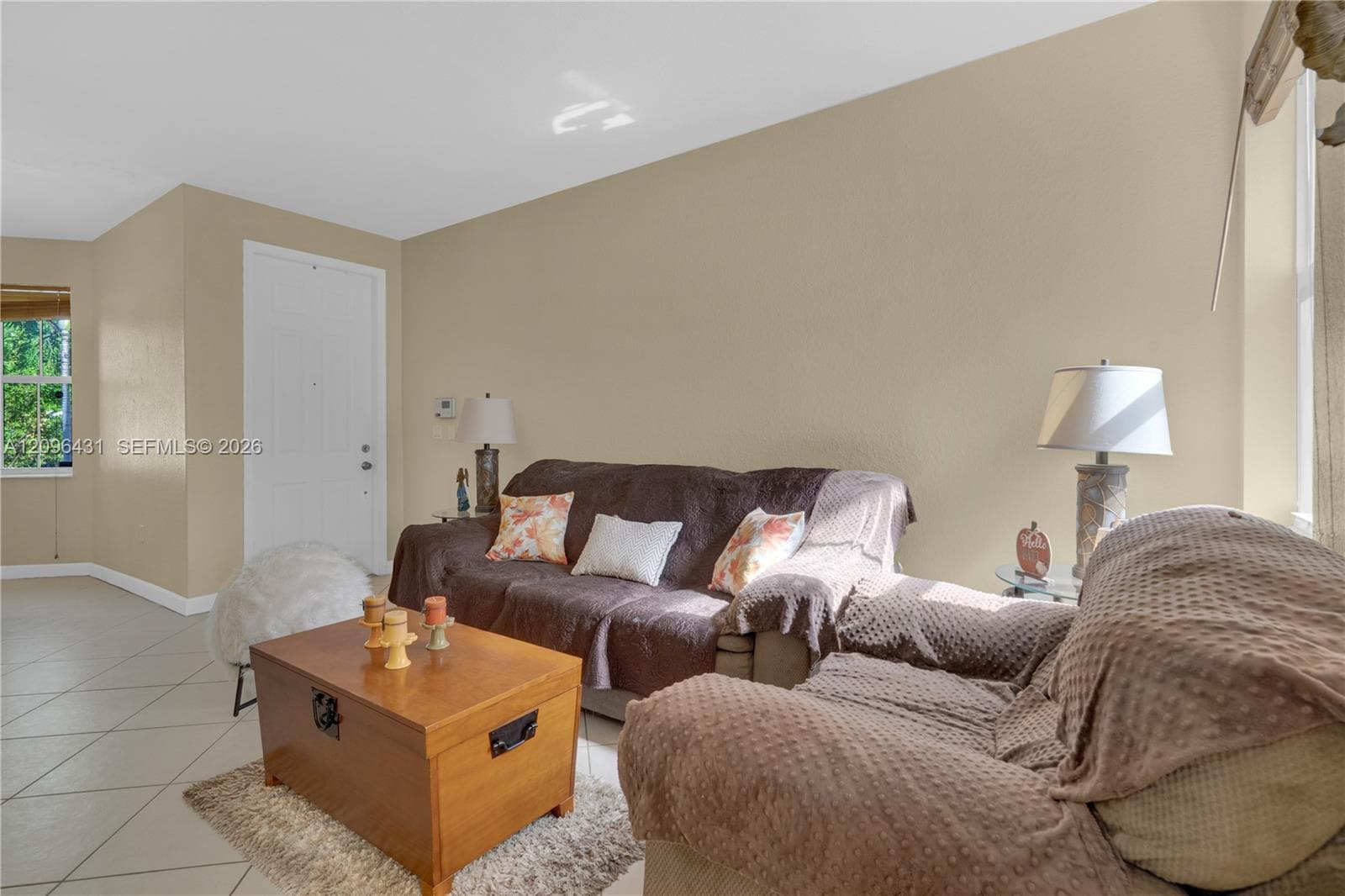 11402 SW 137th Pl photo 9