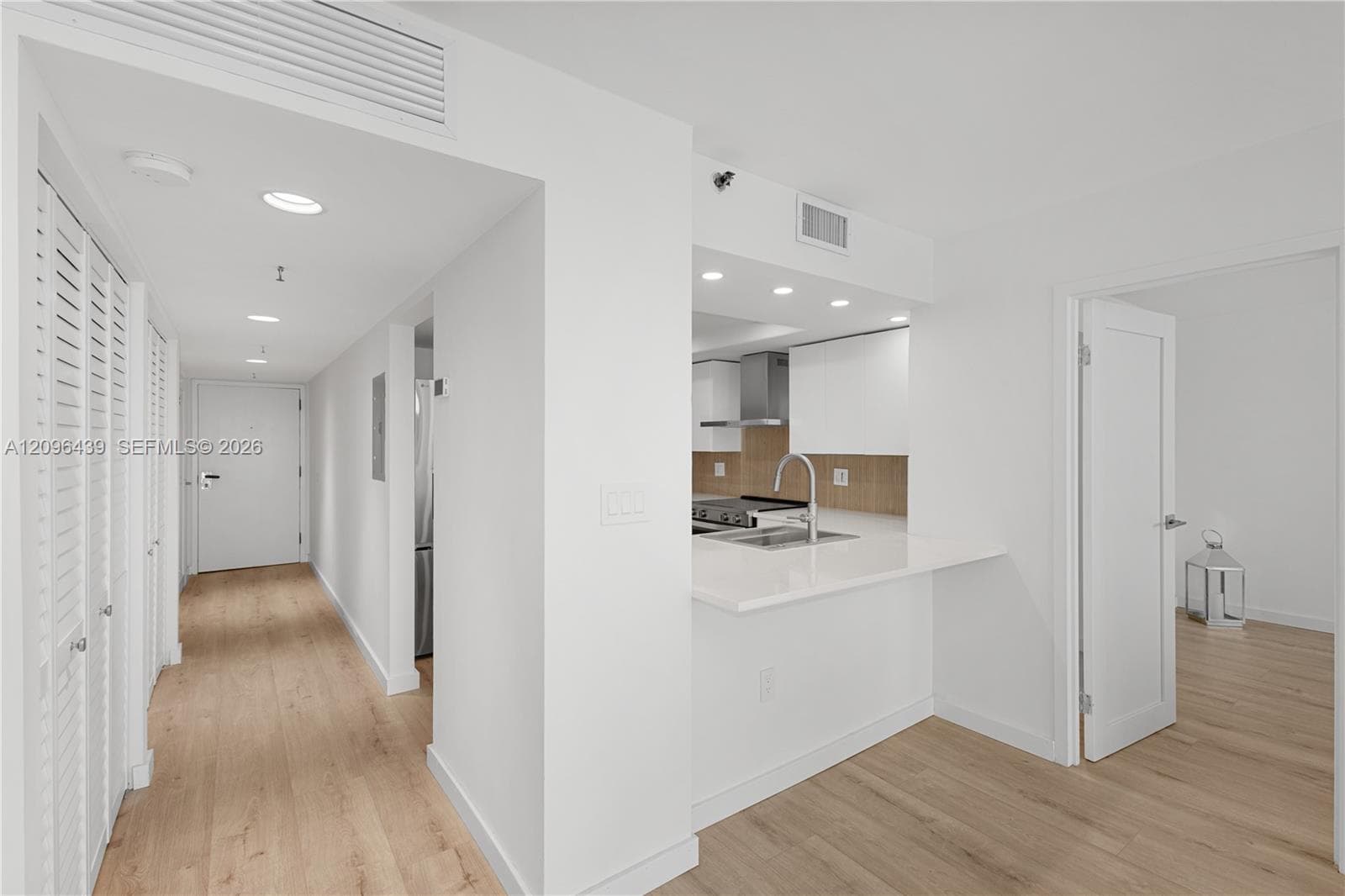 Venetia · #26K in Miami - Photo 20