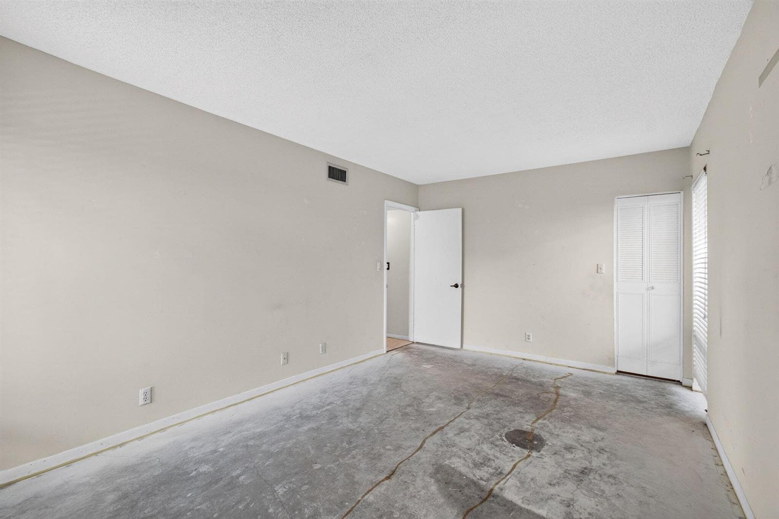 18_Second-Bedroom-2