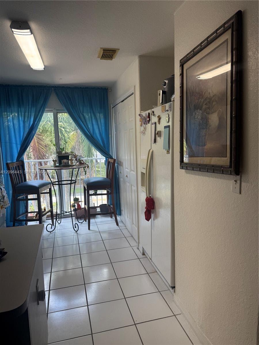 DORAL GRAND CONDO · #58 in Doral - Photo 5