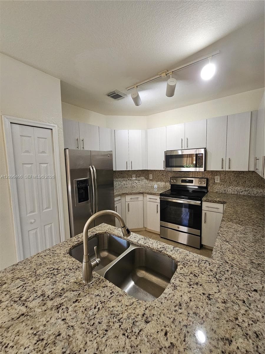 16658 SW 79th Ter #0 photo 12