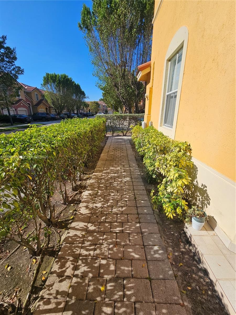 16658 SW 79th Ter #0 photo 3