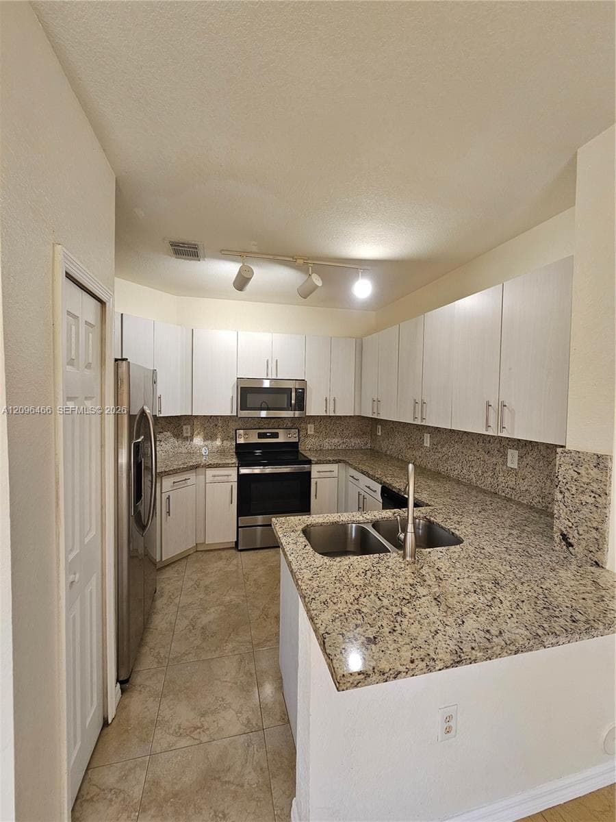 16658 SW 79th Ter #0 photo 10