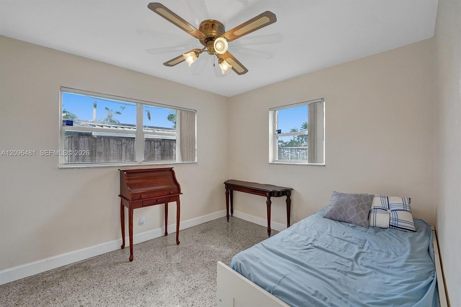 1506 Liberty St photo 14