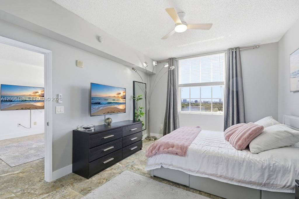 REGENT PARK CONDO · #803A in Hollywood - Photo 15