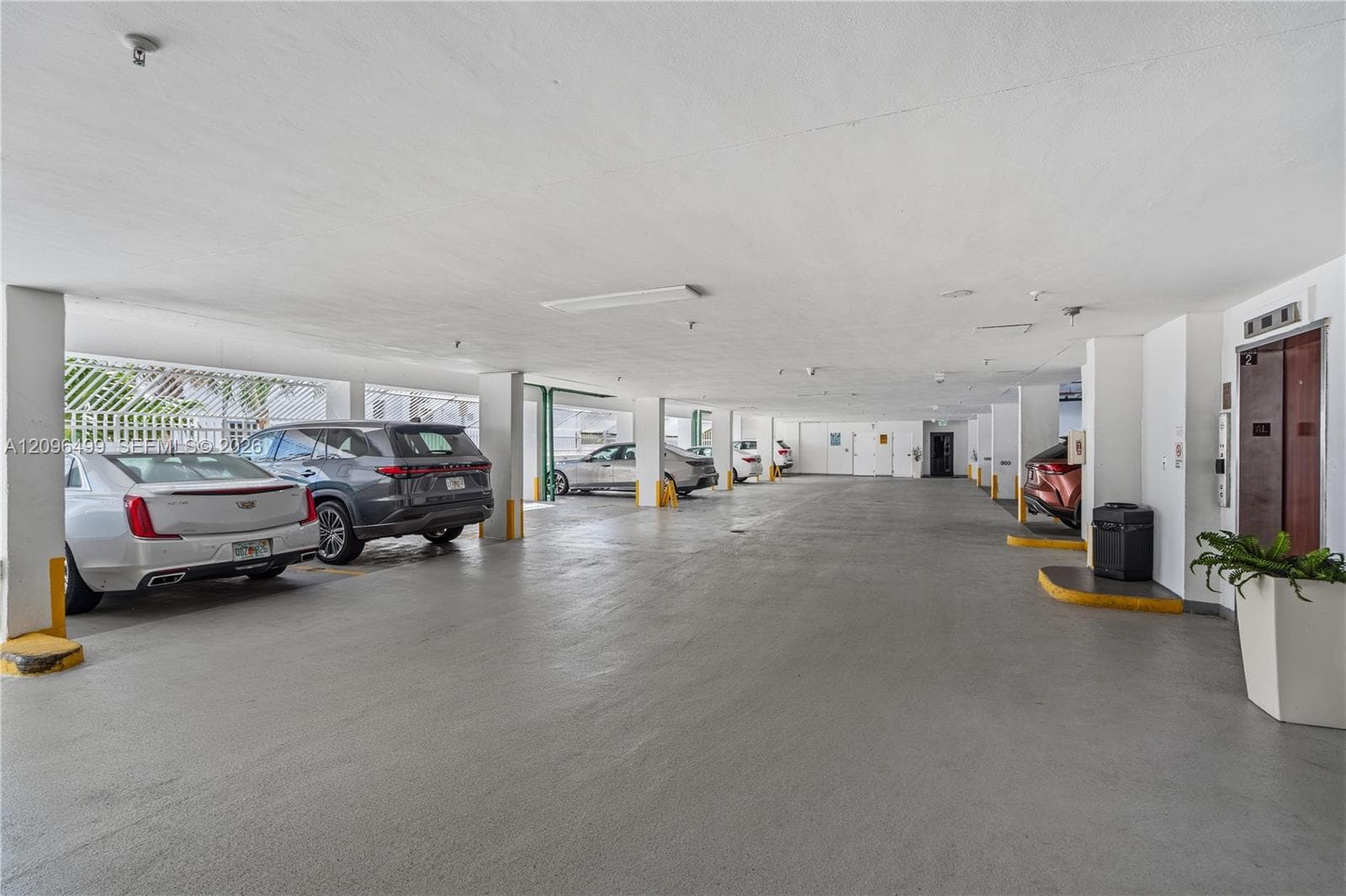 VENDOME PLACE CONDO · #901 in Miami Beach - Photo 46
