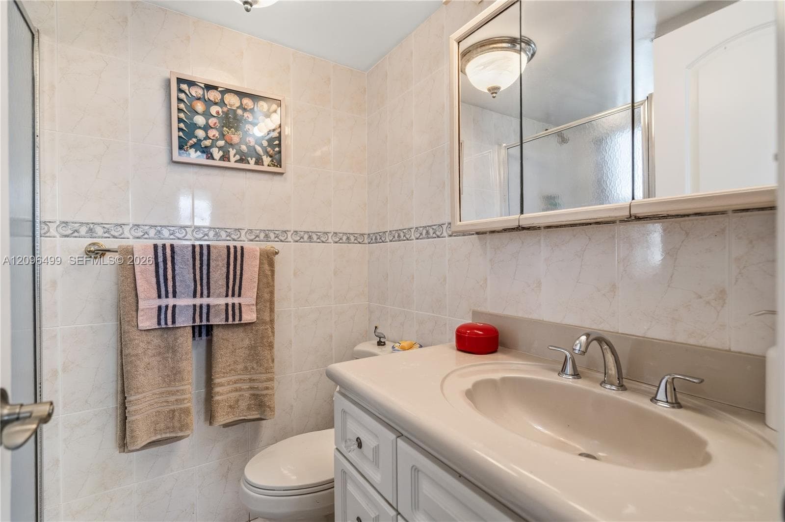 2nd bathroom
