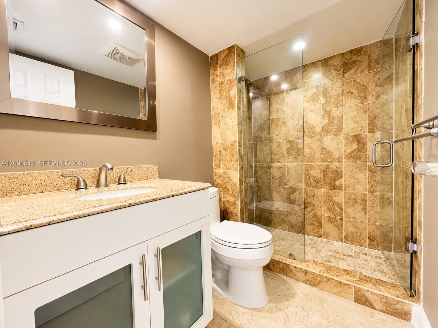 THE RIVIERA CONDO · #1807 in Miami Beach - Photo 9