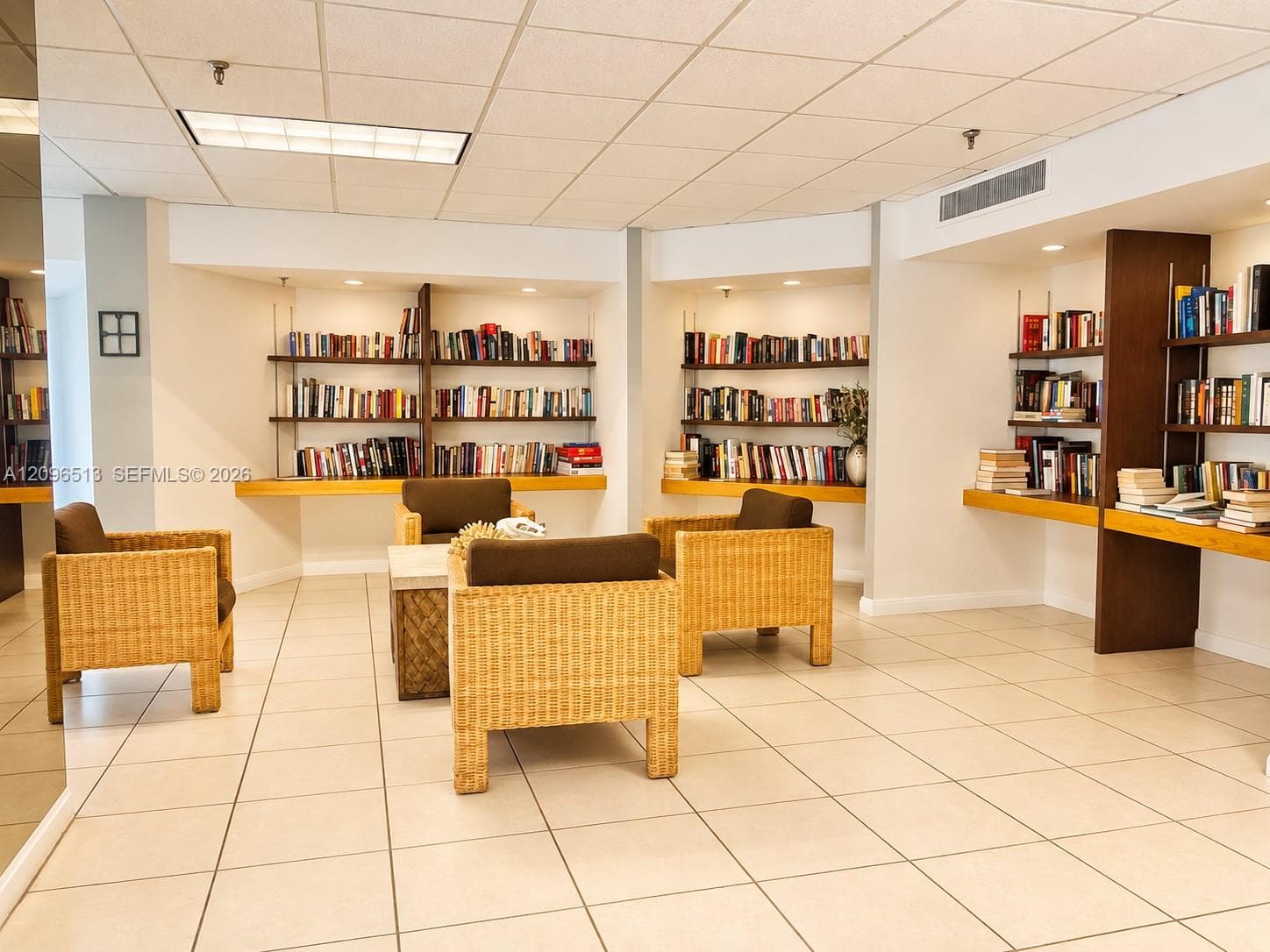 THE RIVIERA CONDO · #1807 in Miami Beach - Photo 15