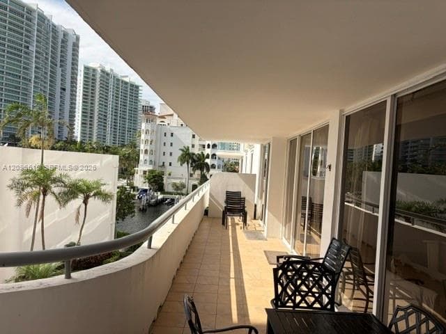 Turnberry Isle · #4L in Aventura - Photo 10