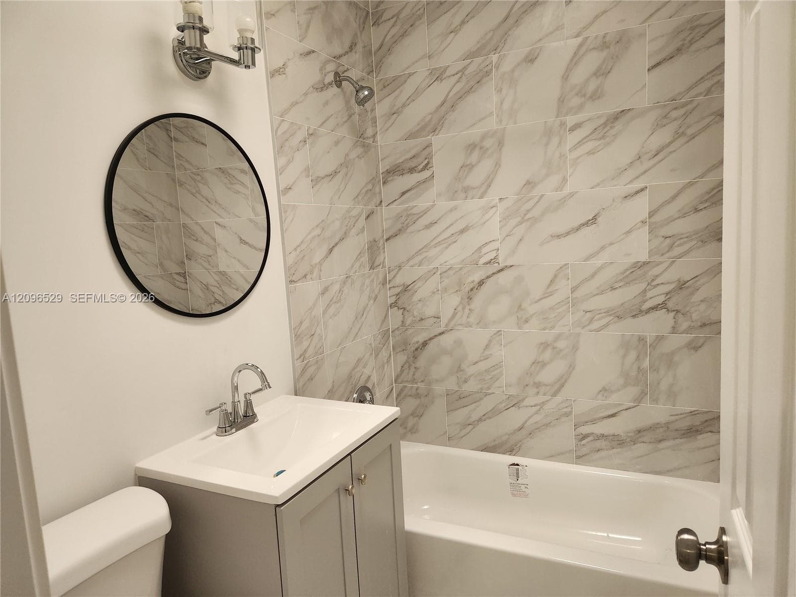 MATSEILLES DECO CONDO · #4 in Miami Beach - Photo 11