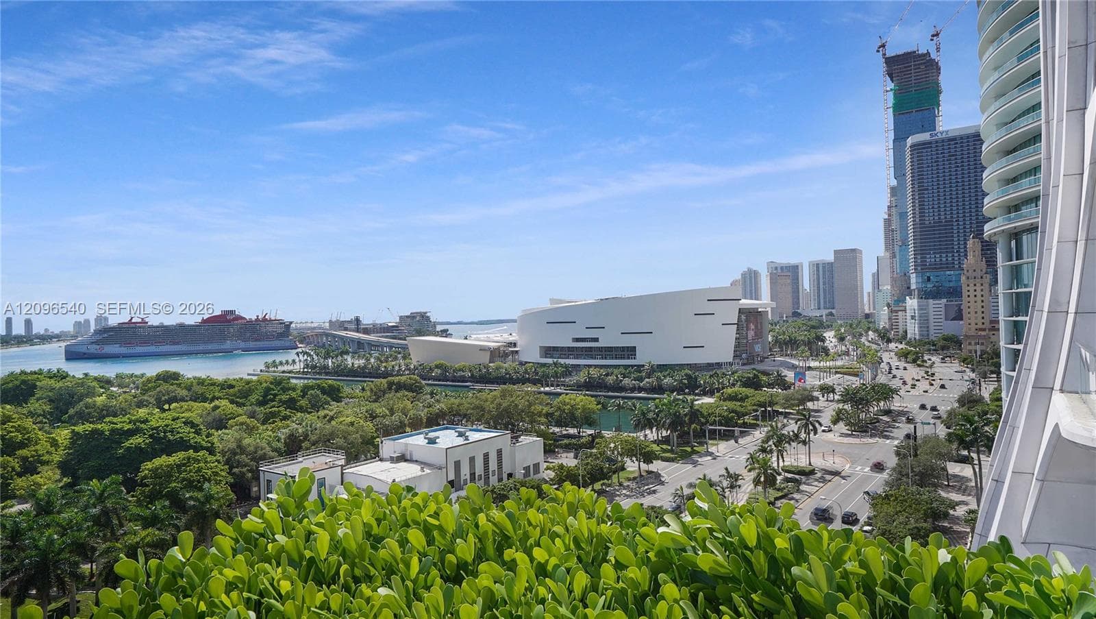 Ten Museum Park · #1206 in Miami - Photo 39