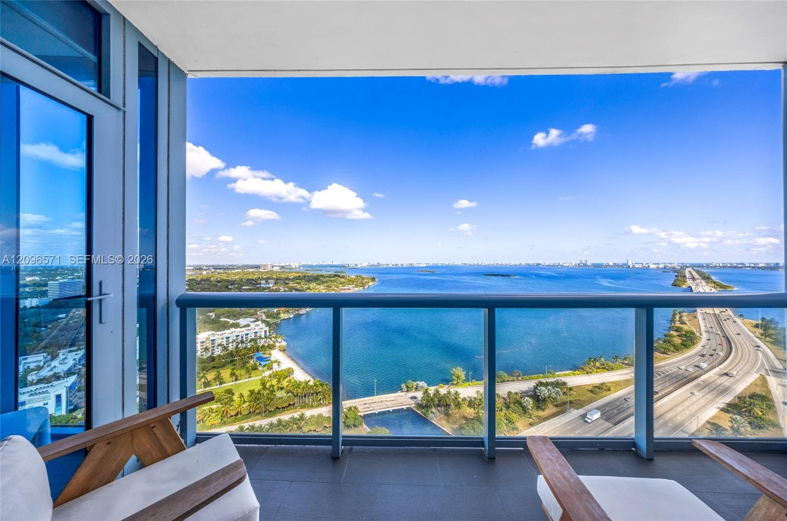 Blue Condominium · #2911 in Miami - Photo 2