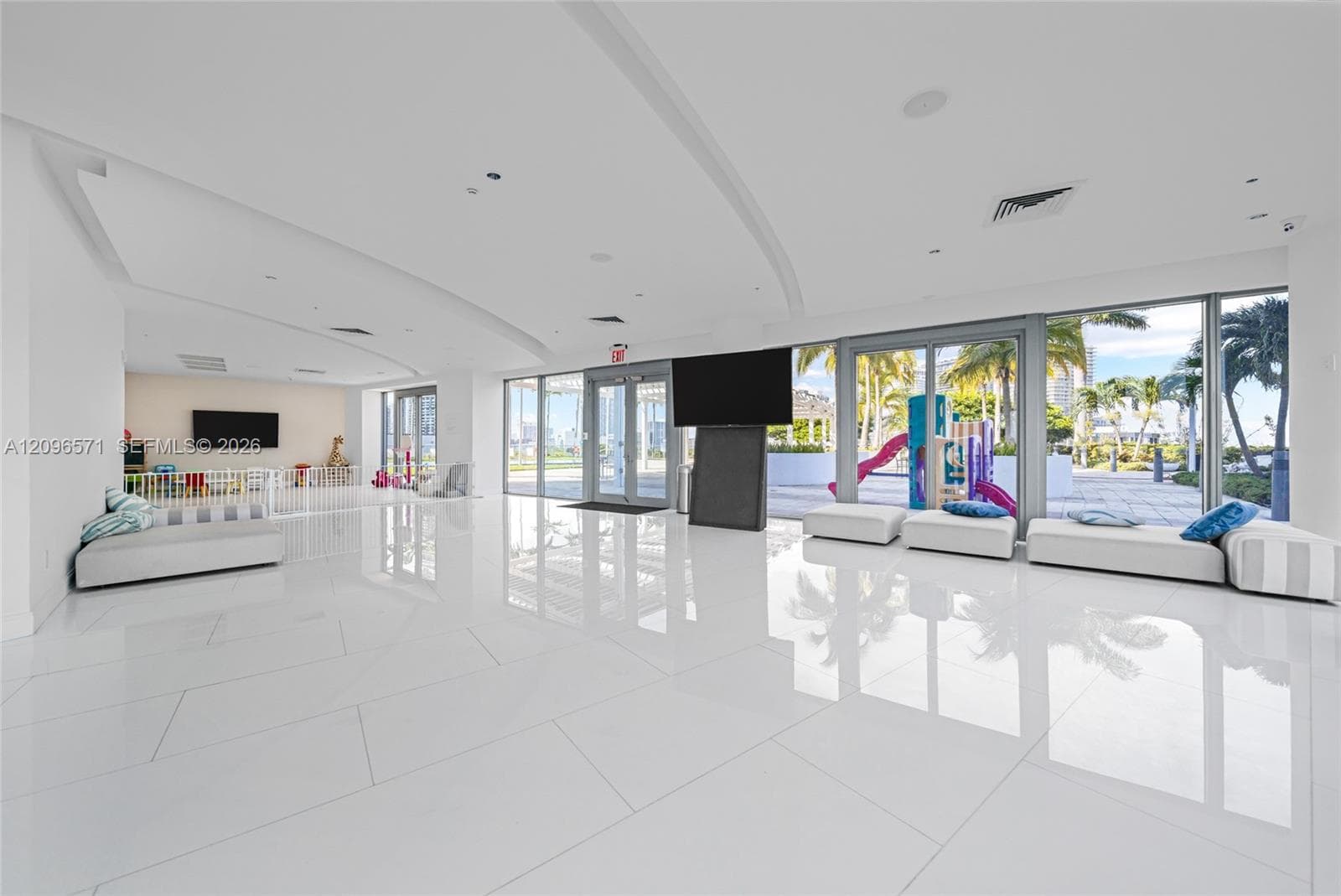Blue Condominium · #2911 in Miami - Photo 37