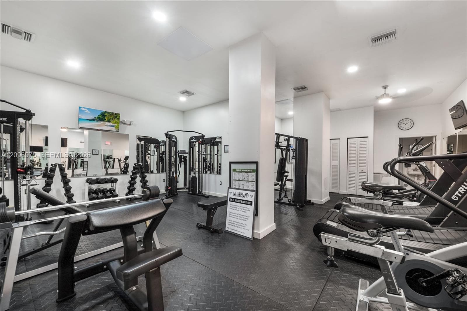 THE NETHERLAND CONDO · #R5D in Miami Beach - Photo 17