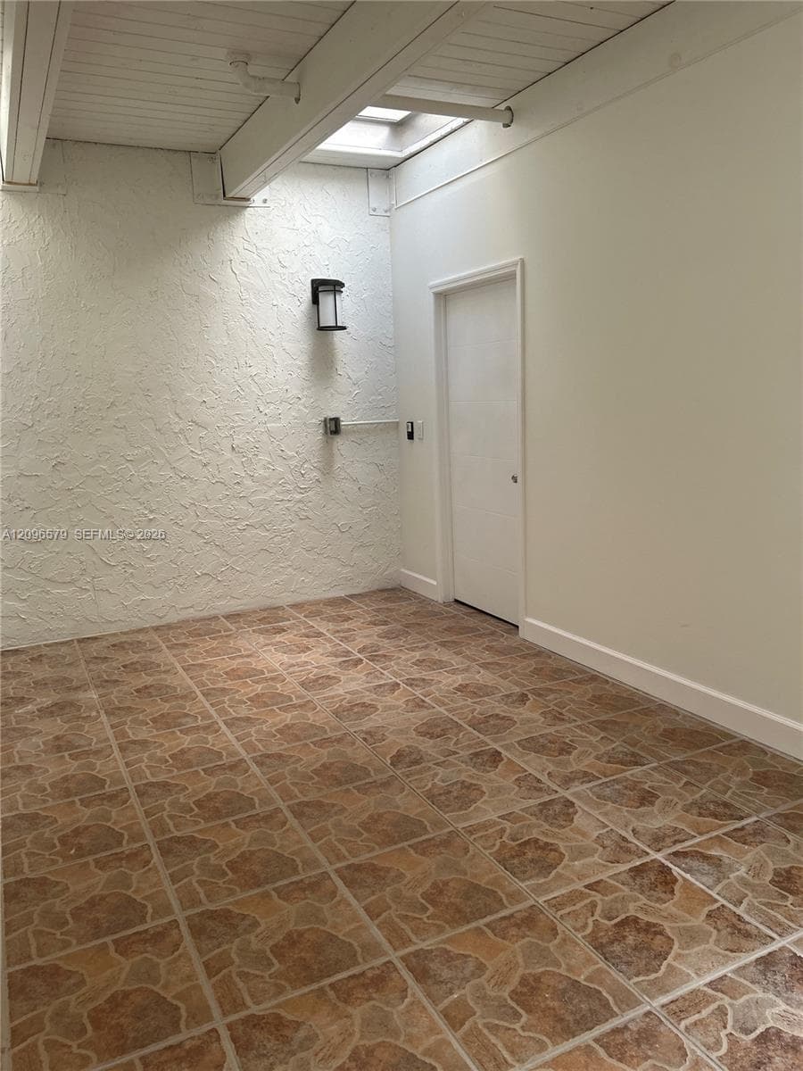 HILLTOP CONDO · #5-H in Miami - Photo 16