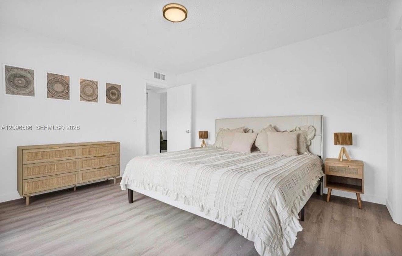 13210 Memorial Hwy · #208 in North Miami - Photo 5