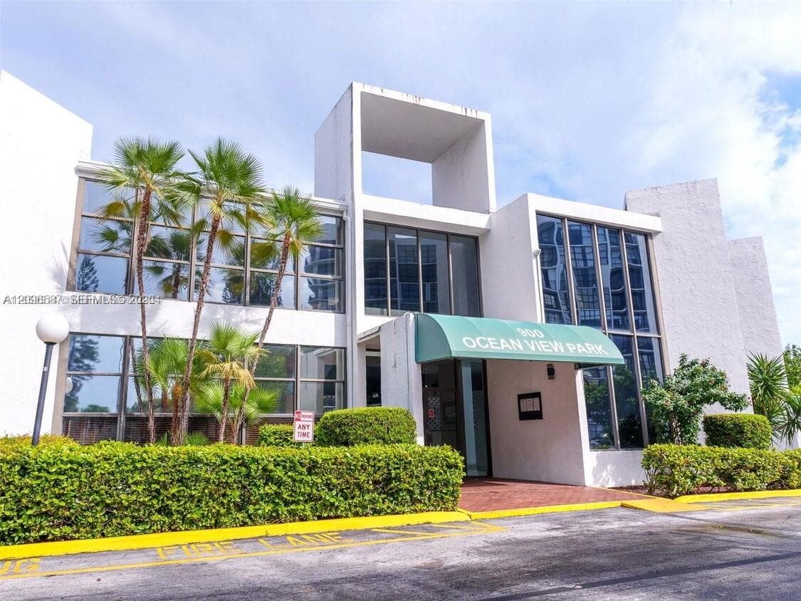 OCEANVIEW PARK CONDO · #501 in Hallandale Beach - Photo 23