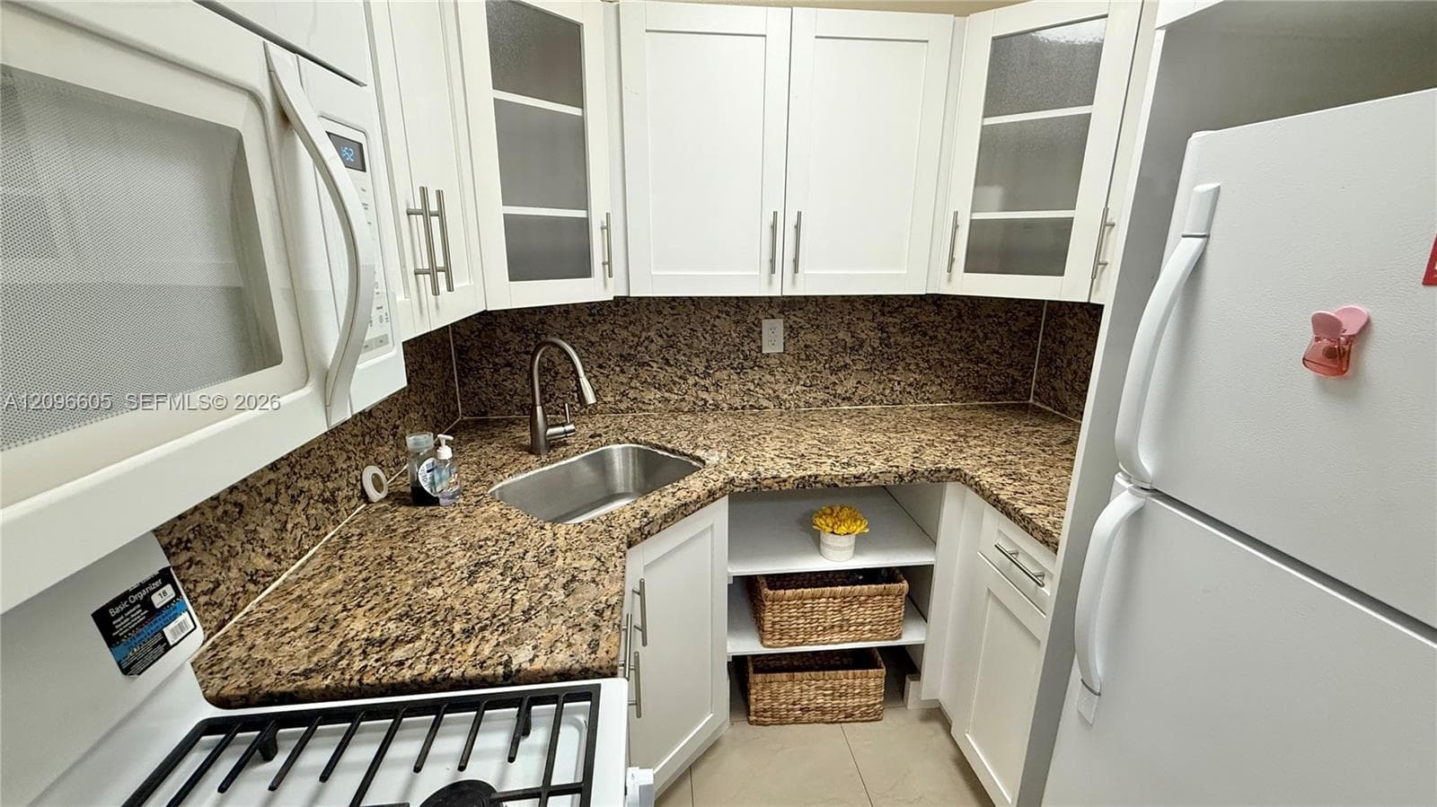 RO-MONT SOUTH GREEN CONDO · #S22 in Miami Gardens - Photo 9