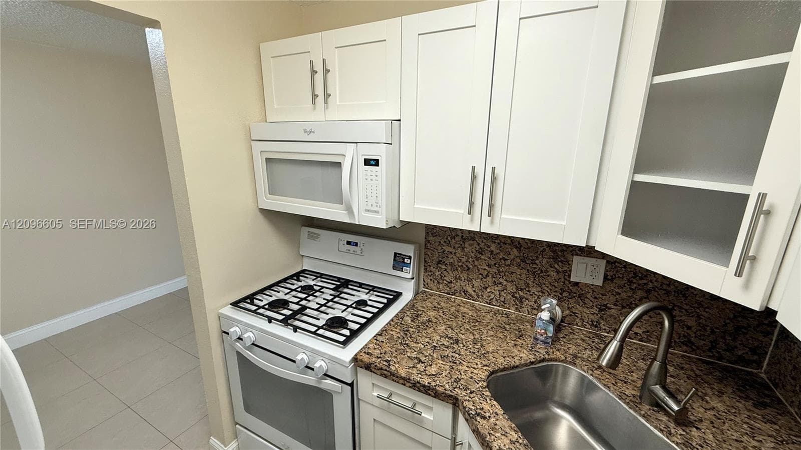 RO-MONT SOUTH GREEN CONDO · #S22 in Miami Gardens - Photo 10