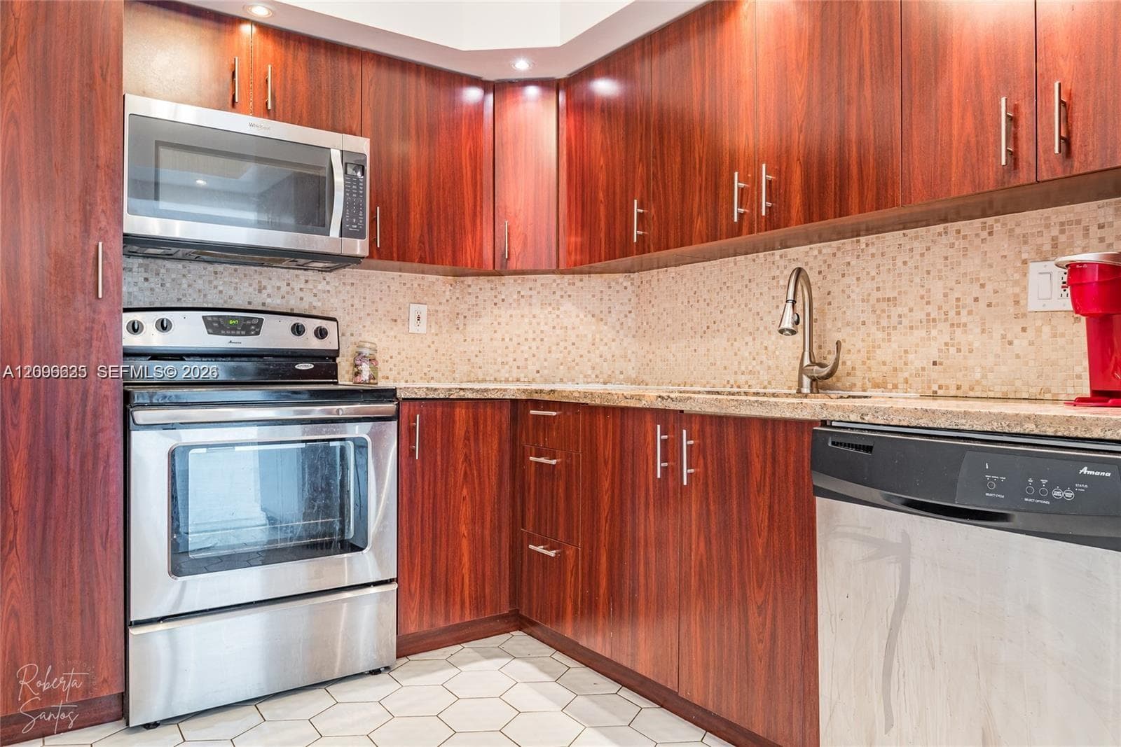 ARLEN HOUSE WEST CONDO · #1227 in Sunny Isles Beach - Photo 10