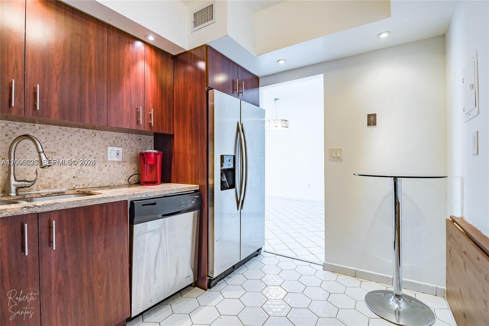 ARLEN HOUSE WEST CONDO · #1227 in Sunny Isles Beach - Photo 11