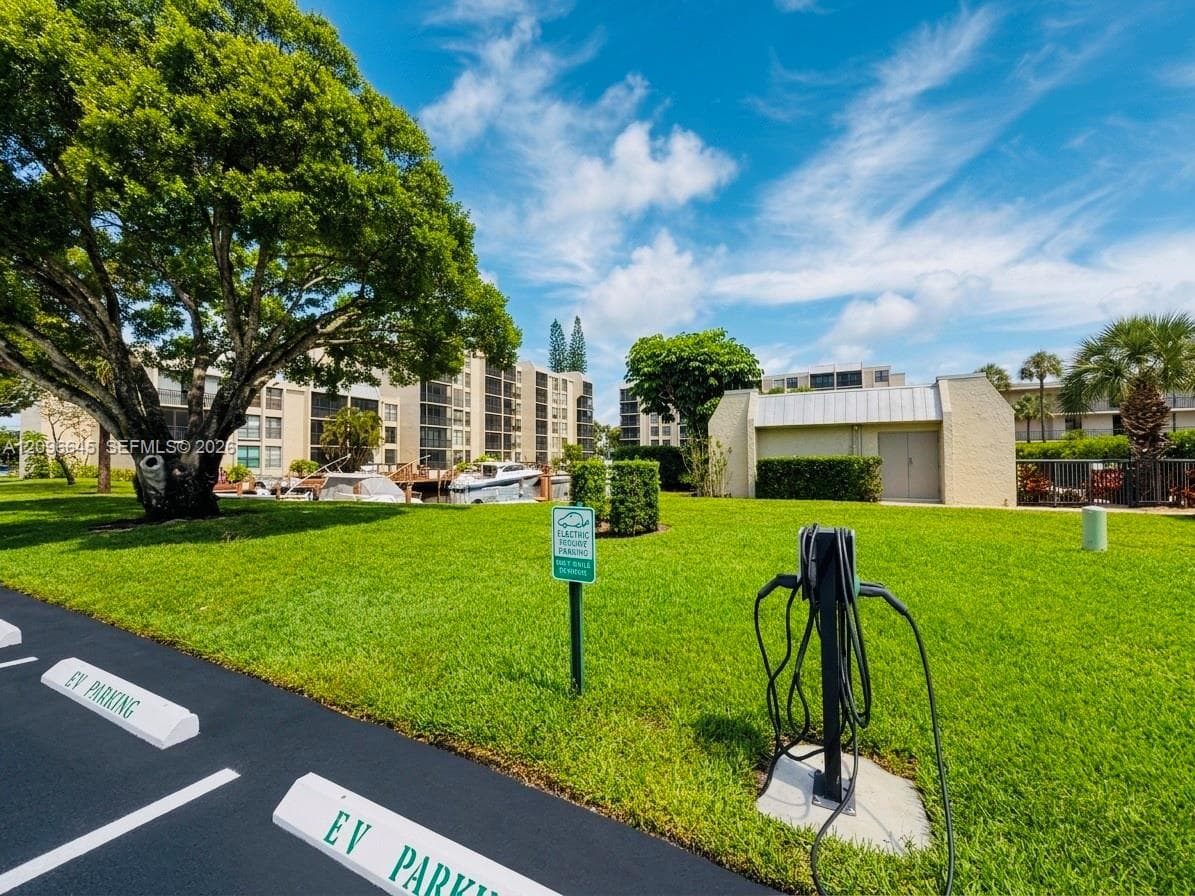 Boca Bayou · #304 in Boca Raton - Photo 33