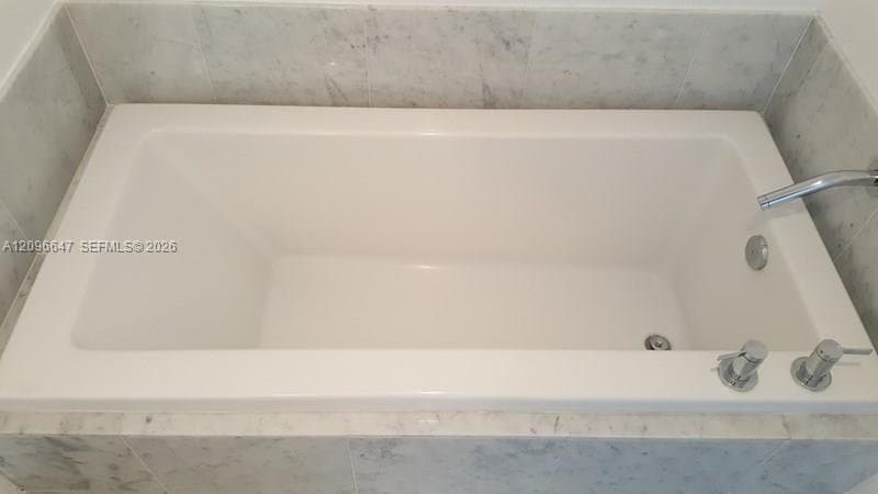 Tub