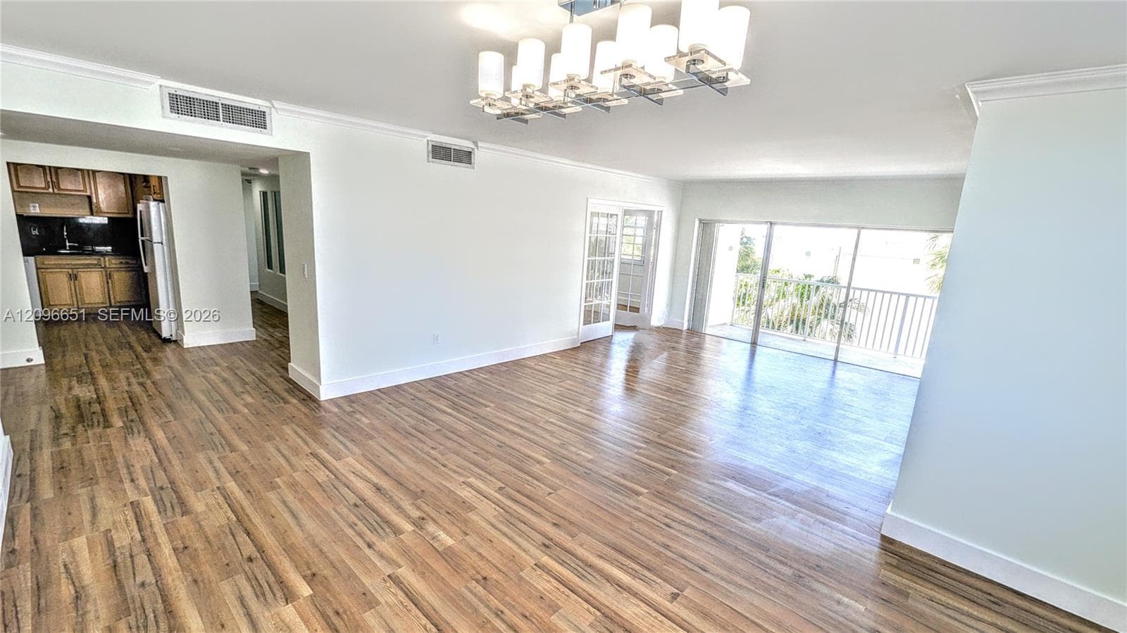 Arlen House 300 · #206 in Sunny Isles Beach - Photo 6