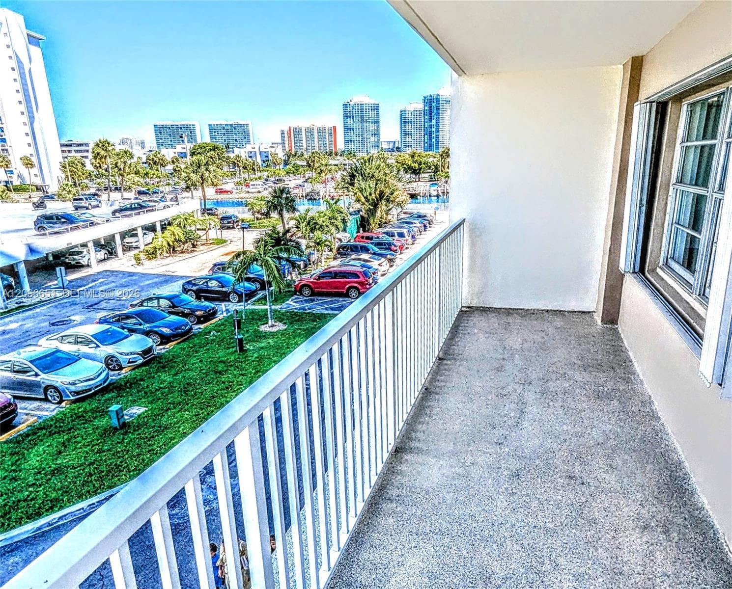 Arlen House 300 · #206 in Sunny Isles Beach - Photo 24