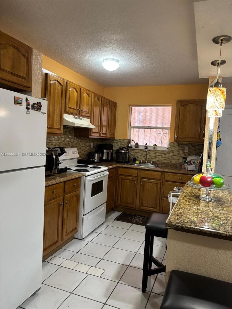 WESTLAND COURTS CONDO · #321 in Hialeah - Photo 5