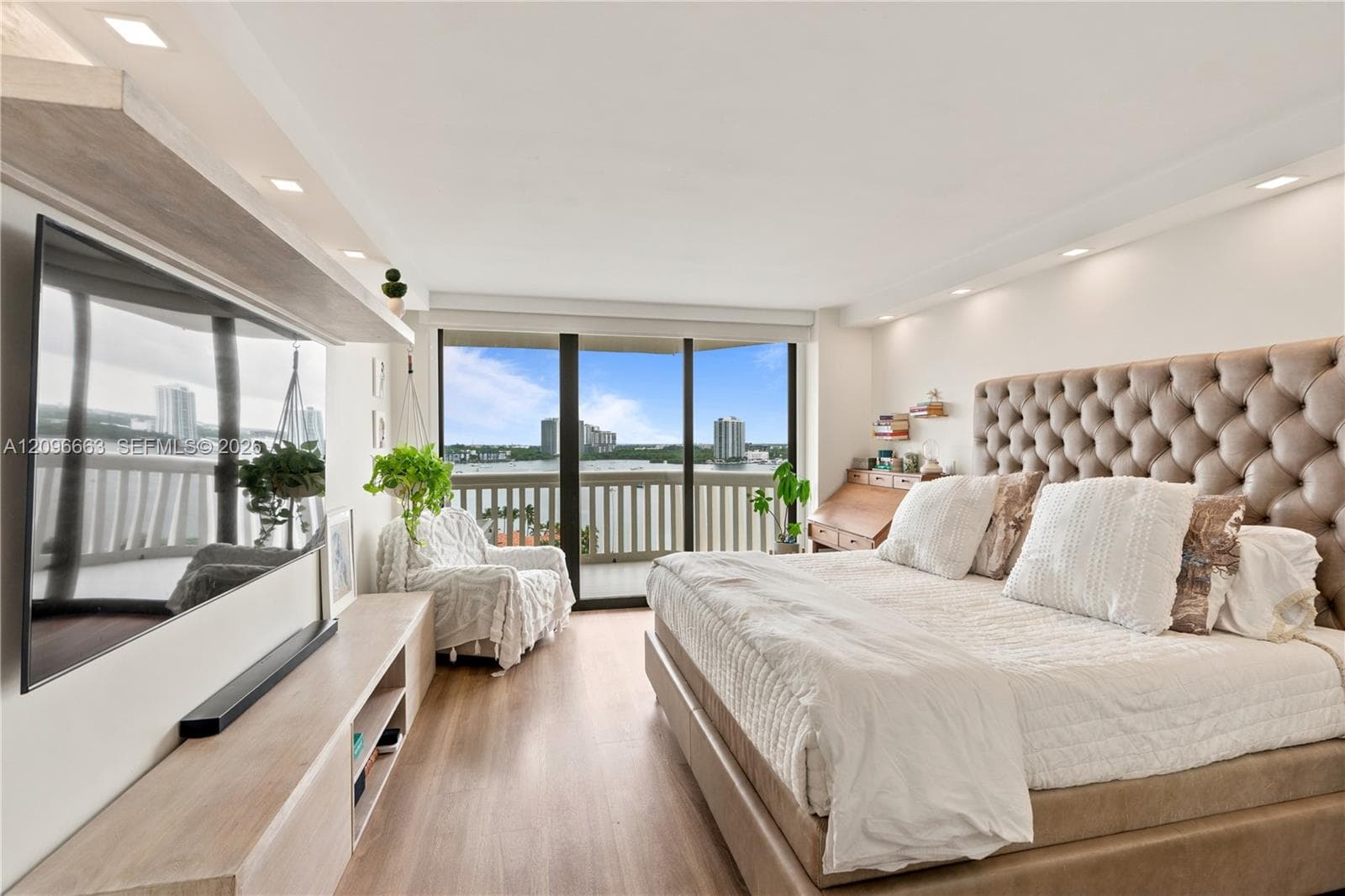 1000 ISL BLVD WILLIAMS IS · #1402 in Aventura - Photo 16
